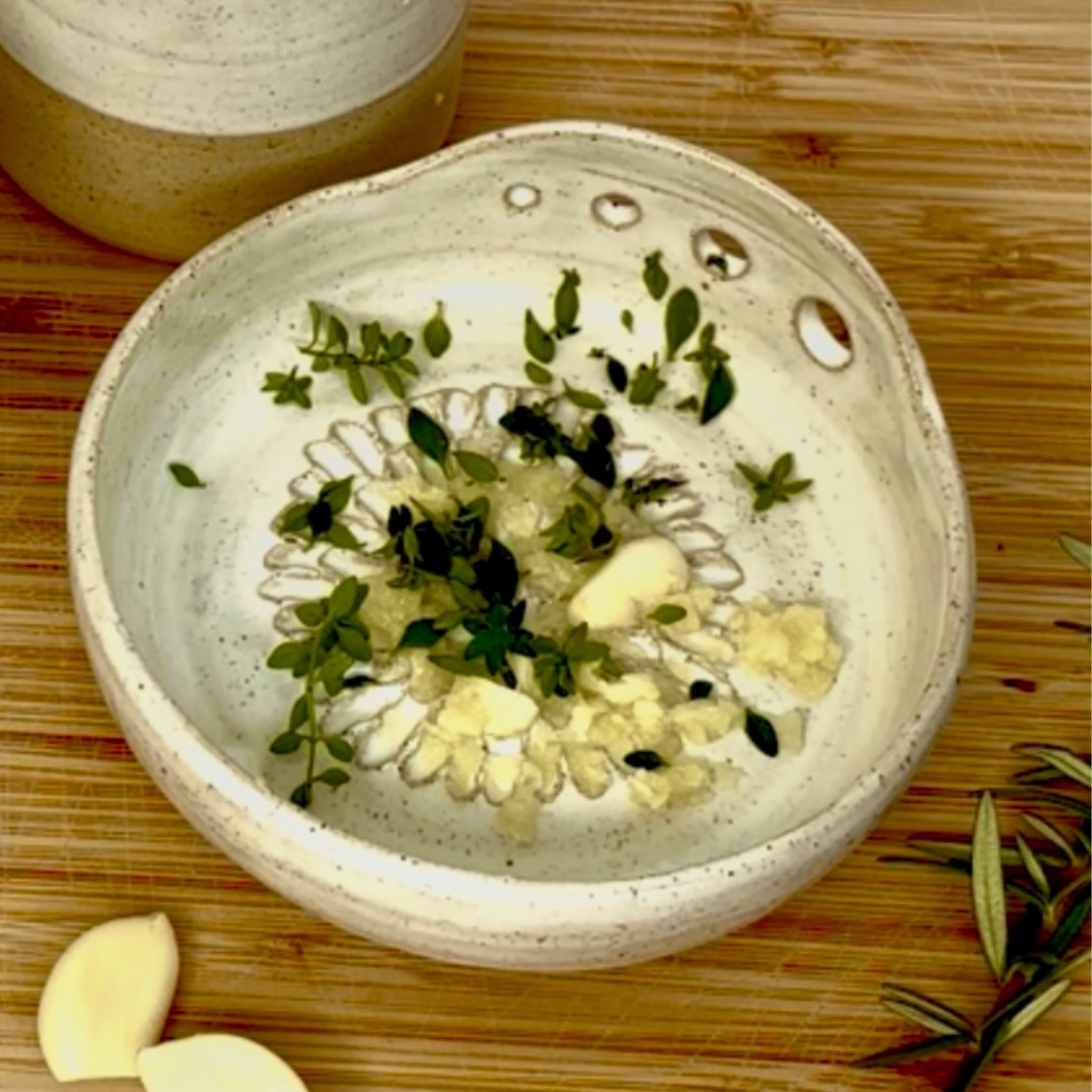 Garlic/Ginger Grater + Herb Stripper in Tan Speckled Clay